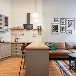 Apartamento Aradi Chic Budapeste