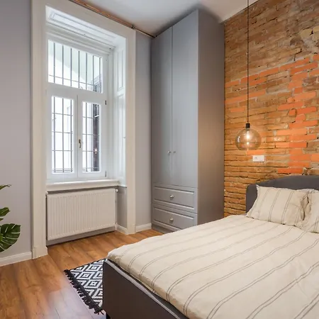 Apartament Aradi Chic *