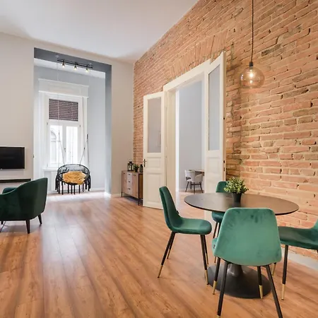 Aradi Chic Apartament *