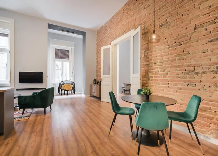 Aradi Chic Appartement *